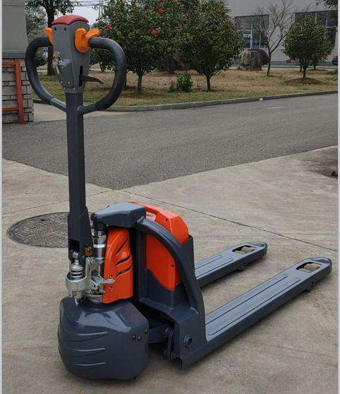 رافعة منصات كهربائية صينية الص - مراجعة Electric Pallet Jack وسعره